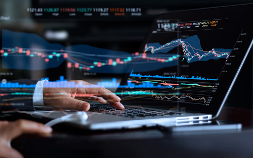 LSE_Do Low Rates Encourage Yield Seeking by Money Market Funds?