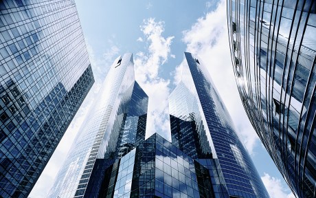 Photo: large corporate buildings photographed from the ground to the sky.