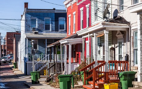 Photo: lower income neighborhood in the U.S.